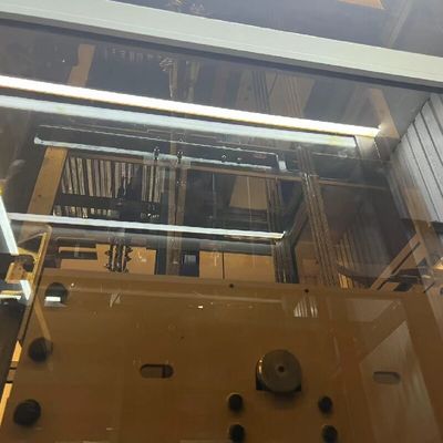 Elevador de tracción sin engranajes con puertas corredizas automáticas hasta 1000 kg