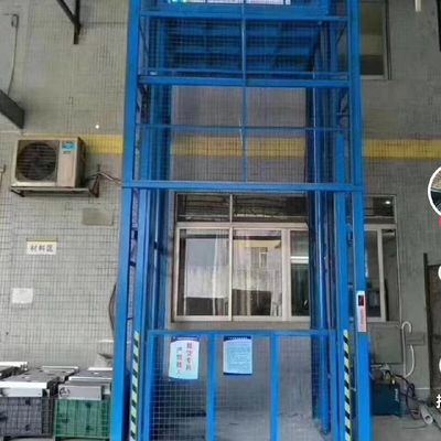 Elevador de carga de almacén estable con características de energía y seguridad de 3 fases mejoradas